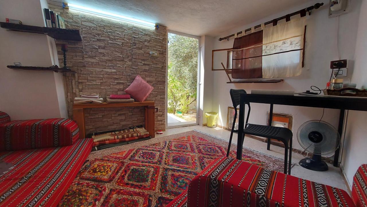 Our Villa'S Private Apartments - Hq Budget Stay - Wonderful Horizon View Of Jerash 杰拉什 外观 照片