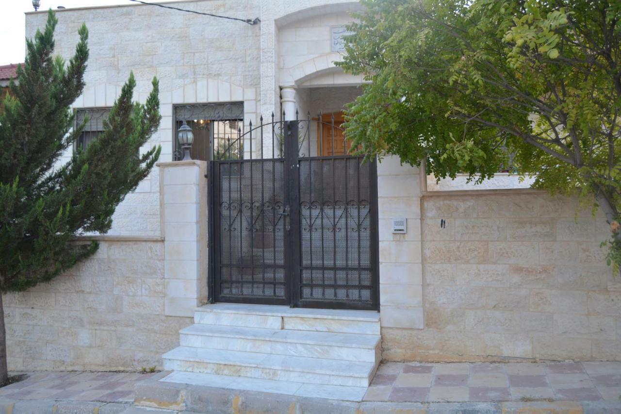Our Villa'S Private Apartments - Hq Budget Stay - Wonderful Horizon View Of Jerash 杰拉什 外观 照片