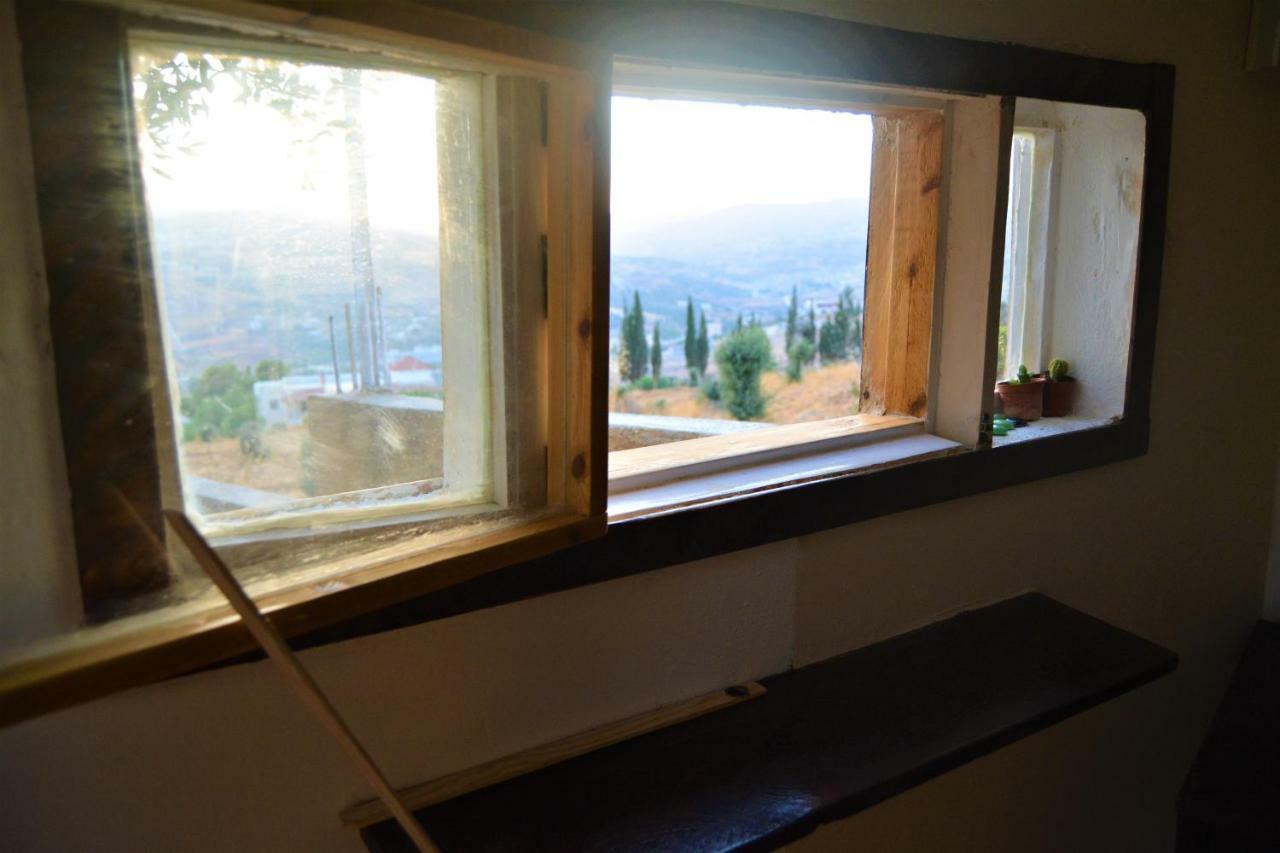 Our Villa'S Private Apartments - Hq Budget Stay - Wonderful Horizon View Of Jerash 杰拉什 外观 照片