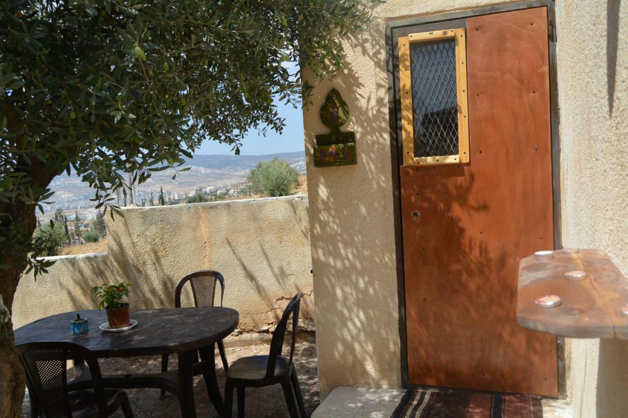 Our Villa'S Private Apartments - Hq Budget Stay - Wonderful Horizon View Of Jerash 杰拉什 外观 照片